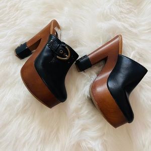 Calvin Klein Wooden Platform Block Heels Close Toe Leather Chunky Clogs Shoes